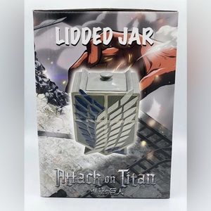 Attack on Titan RARE Scouting Legion Shield Ceramic Cookie Jar w/ Lid Levi Anime
